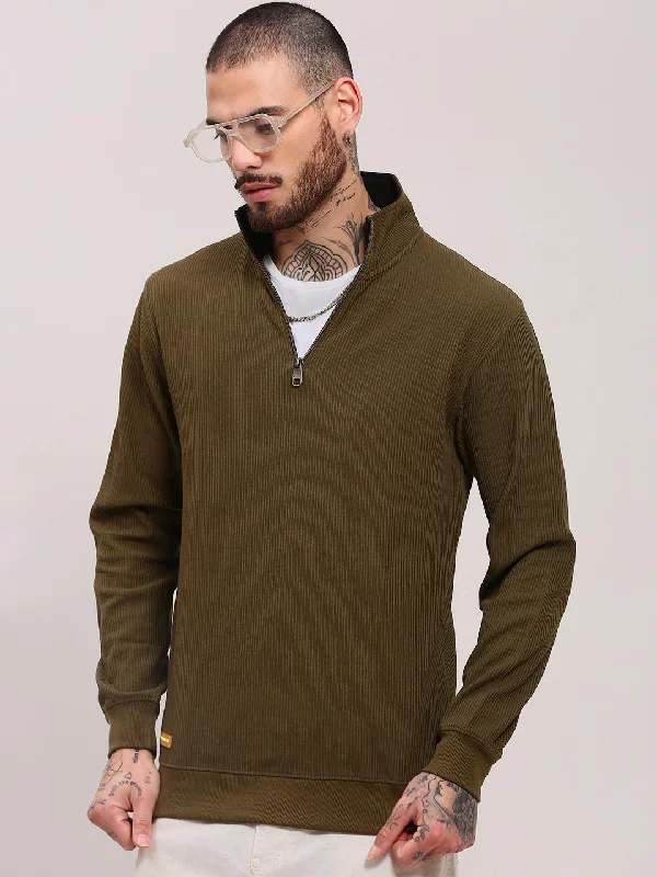 Men Olive Solid Sweater