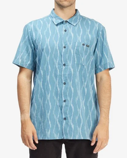 Take Advantage Billabong Short Sleeve Men's Woven Shirts