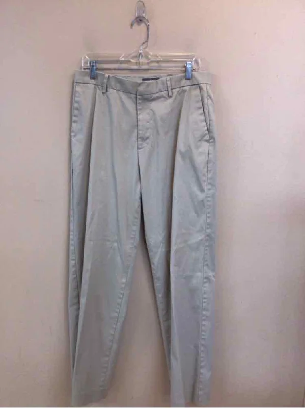 Can't Miss SIZE 32 DOCKERS Men's PANTS