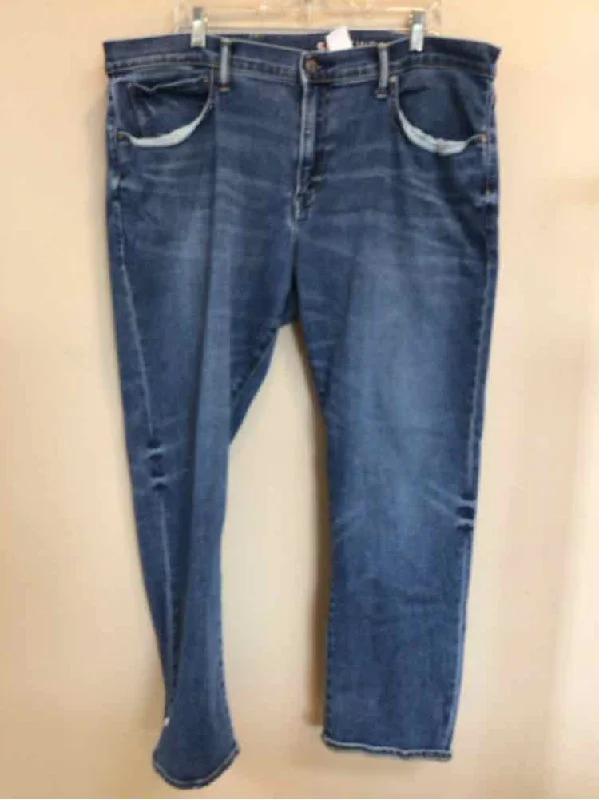 Closeout Sale SIZE 42 GAP Men's PANTS