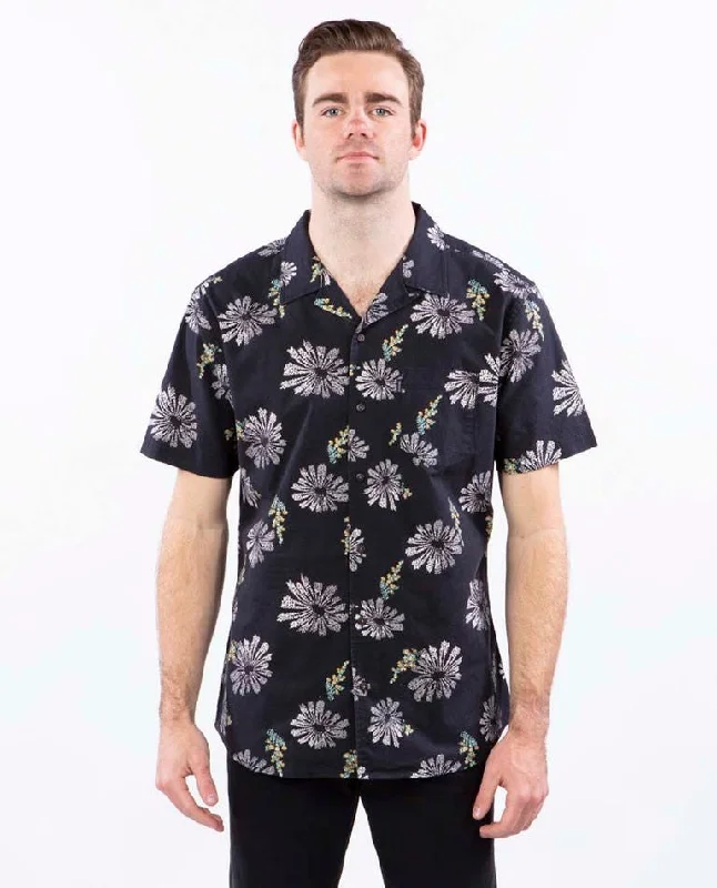 Big Savings Rip Curl Short Sleeve Men's Woven Shirts All Over Print