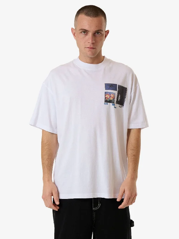 The Best Deal Come & Believe Box Fit Oversize Tee - White