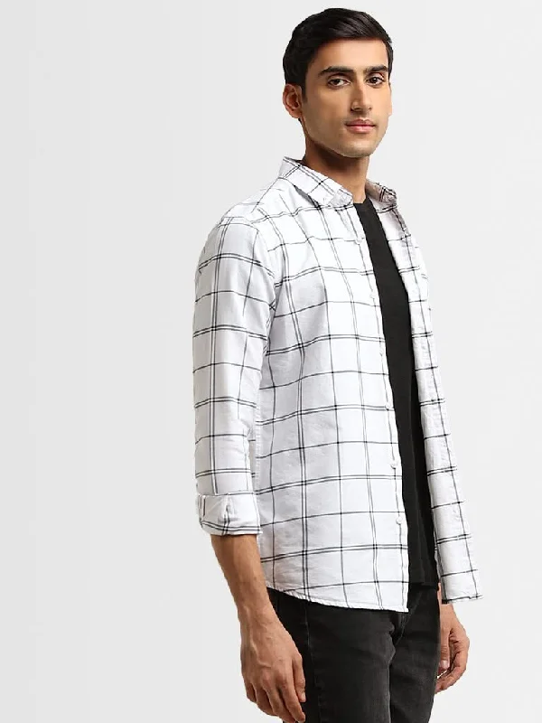 Bargain Bin WES Casuals White Checkered Print Cotton Slim Fit Shirt