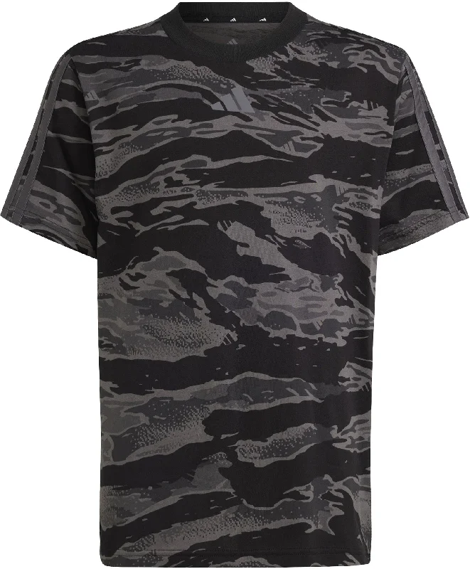 Bargain Bin Junior's Seasonal Essentials Camo T-Shirt
