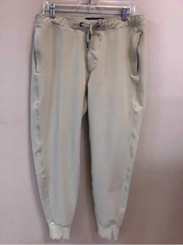 Massive Deals SIZE MEDIUM ABERCROMBIE & FITCH Men's PANTS