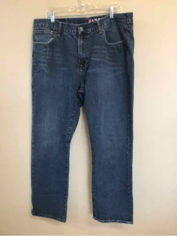 Markdown Madness SIZE 38 IZOD Men's PANTS