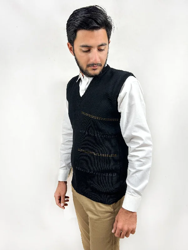 Special Buy Black Sleeveless Sweater for Men MSW51
