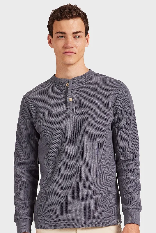 Weekend Savings Spectacular Workers Henley
