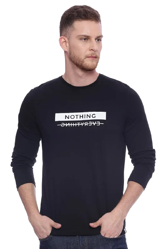 Weekend Savings Sensation Muscle Fit Crew Neck T Shirt