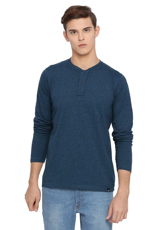 Discount Days Muscle Fit Henley T Shirt