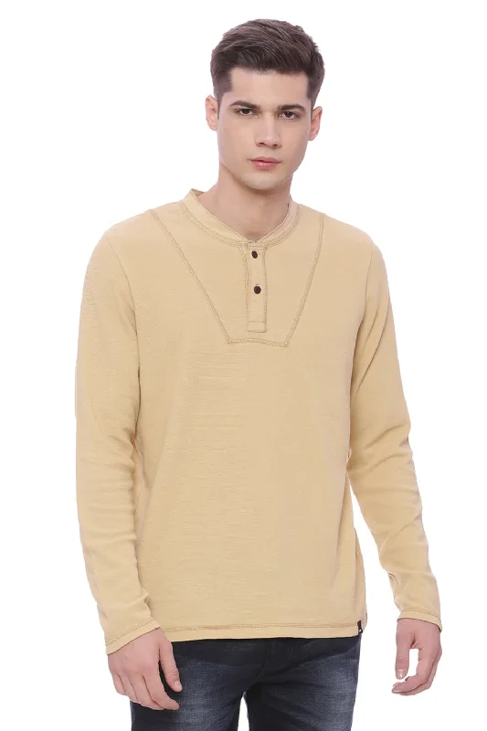 Weekend Discounts Worth Grabbing Muscle Fit Henley T Shirt