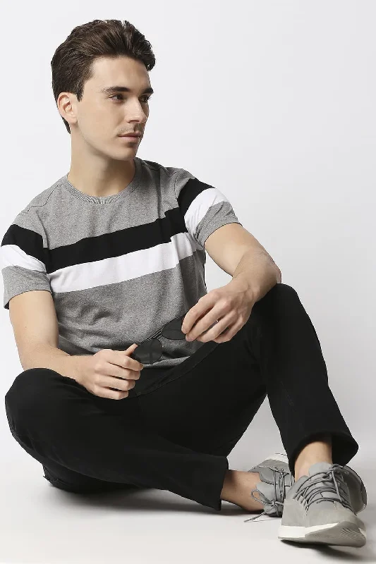 Exclusive Access Muscle Fit Stripe Crew Neck T-shirt