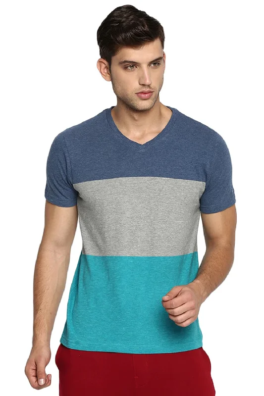 Weekend Deals That Please Muscle Fit V Neck T Shirt