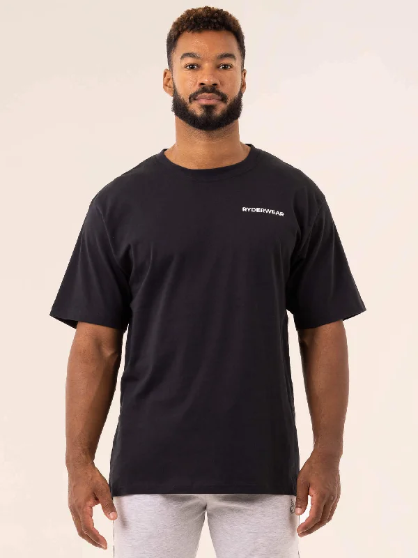 Industry Oversized T-Shirt - Black